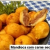 BOLINHO DE MANDIOCA C/ CARNE SECA